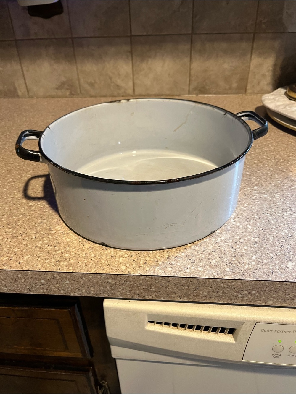 Vintage enamel wear pot